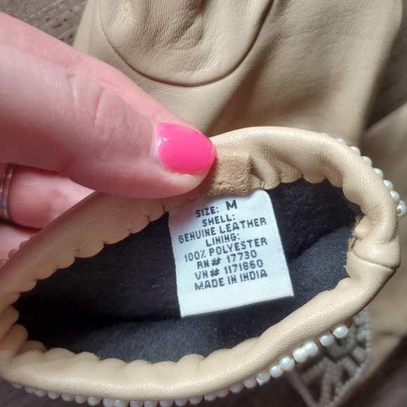 Vintage Beaded Leather Gloves Women's Size Medium Beige Cream - Picture 2 of 15